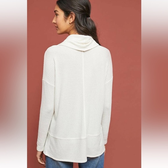 Anthropologie Akemi + Kin Morbier Oversized Cowl Neck Waffle Tunic Top Medium - Picture 4 of 11